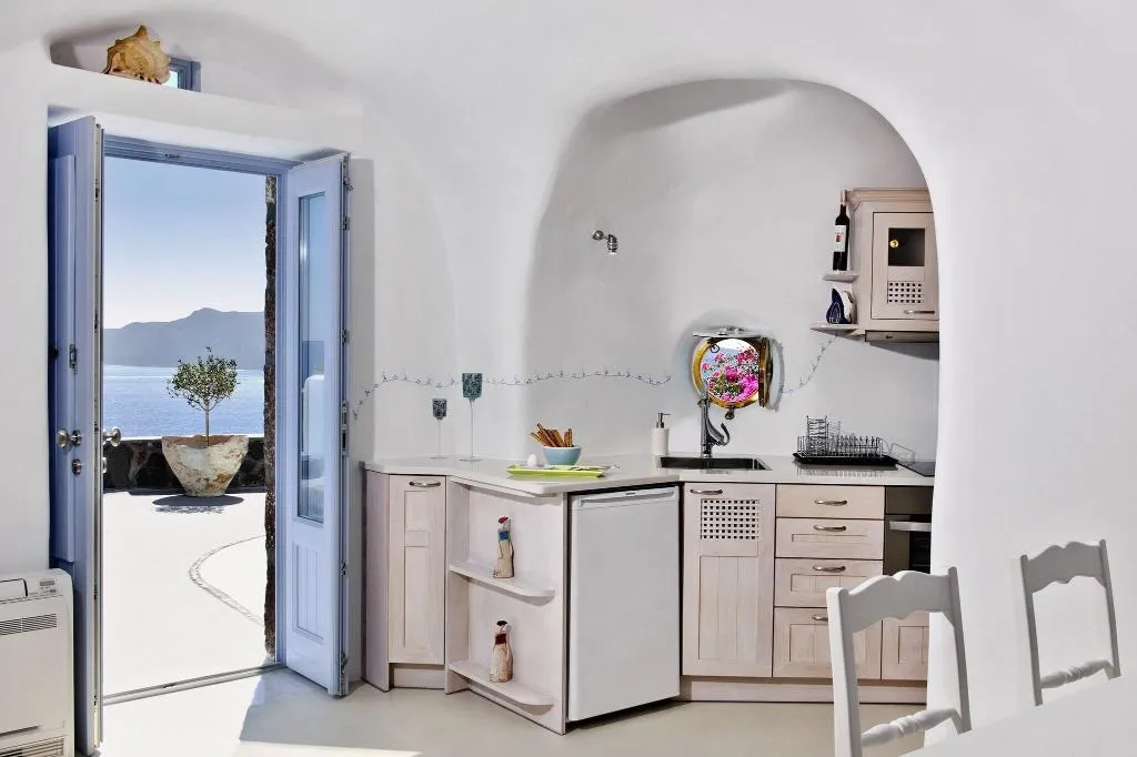 Room, Anemomilos, Santorini