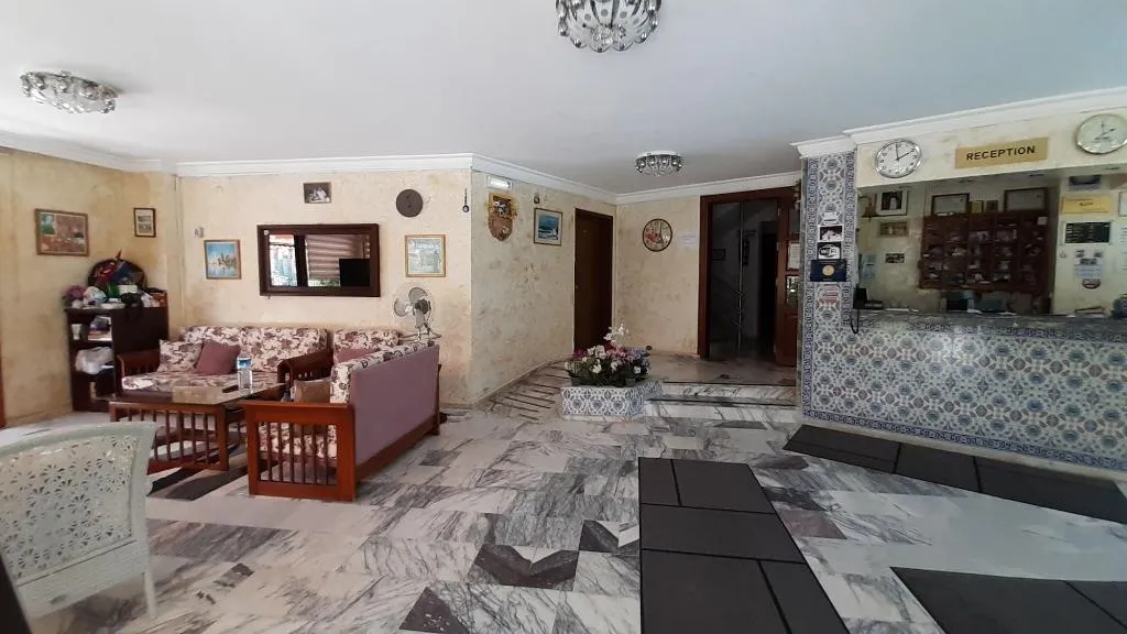 Lobby, Kamelya, Dalaman