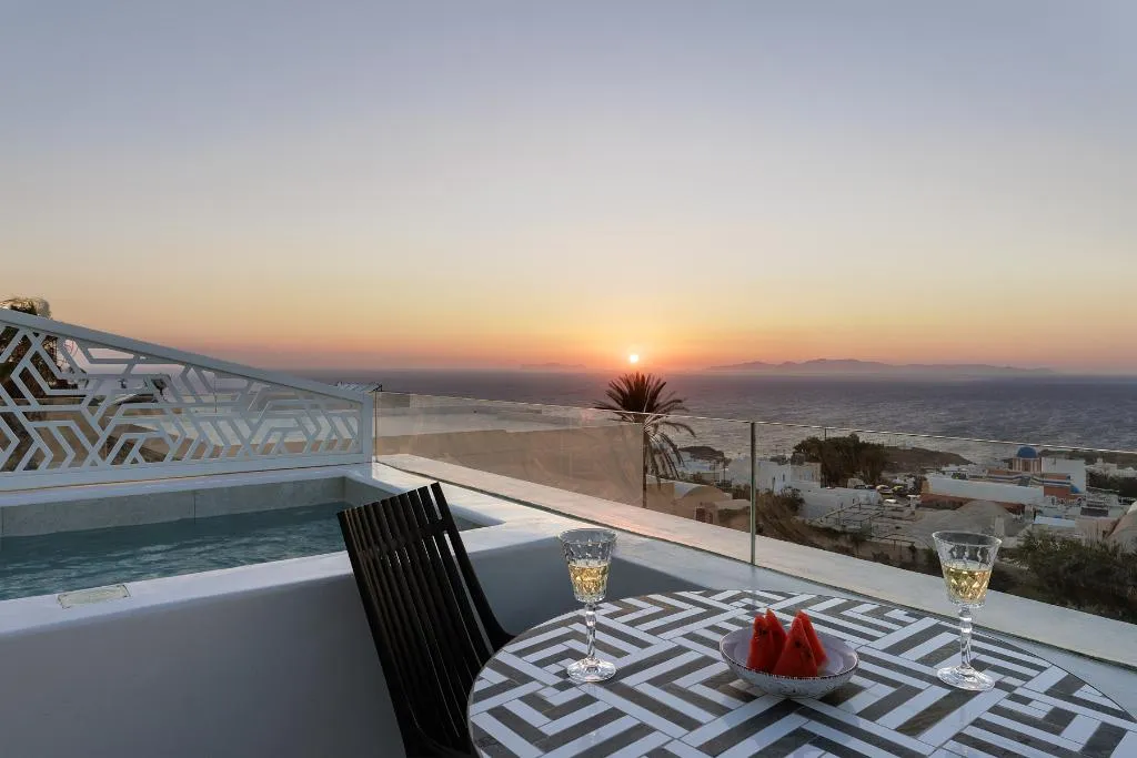 SUITE OCEAN VIEW HONEYMOON Room, La Madeleine Oia, Santorini