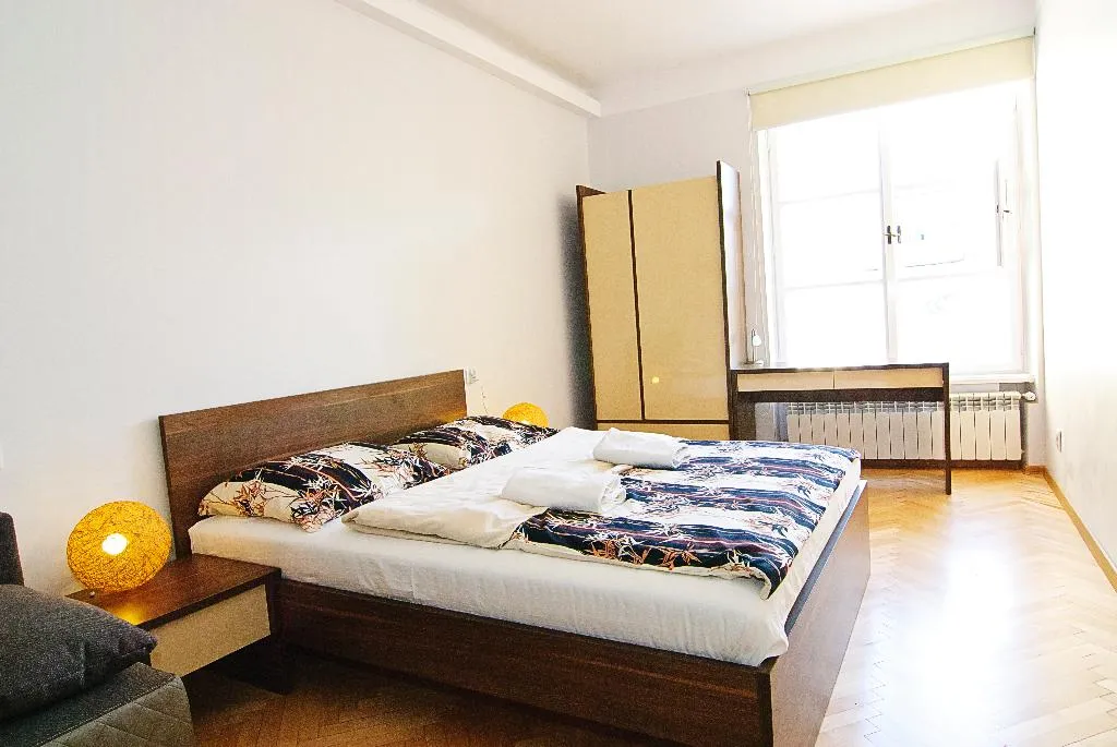 STUDIO CAPACITY 2 Room, P&J Tourist Apartments, Krakow
