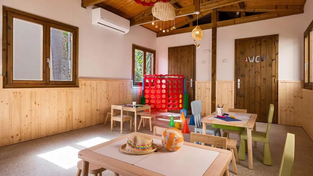 Sports and Entertainment, Protur Safari Park Aparthotel, Majorca