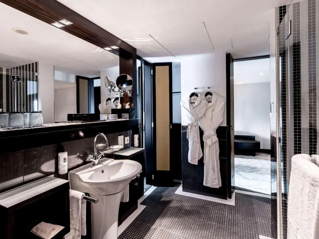 SUITE PRESTIGE Room, Sofitel Lisbon Liberdade, Lisbon