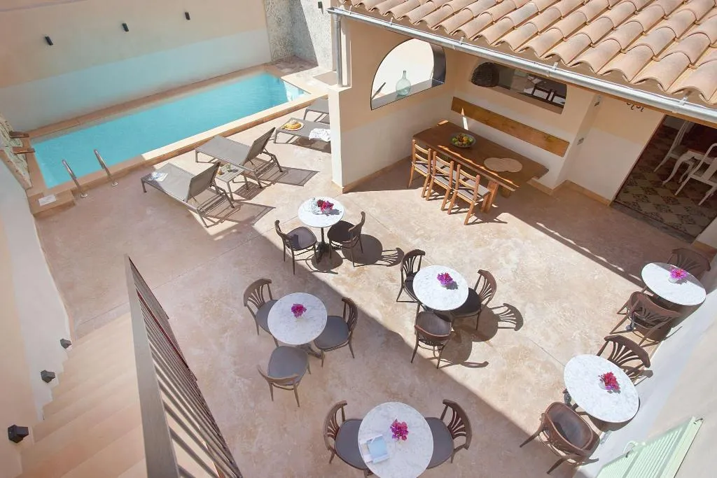 Terrace, Casal de Petra - Rooms & Pool, Majorca