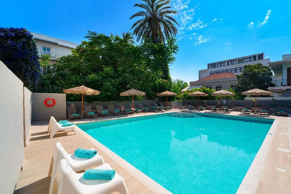 Pool, Amphitryon city hotel, Rhodes
