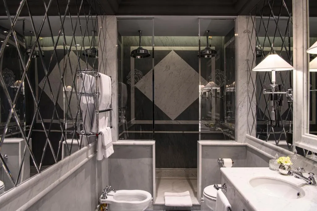 SUITE STANDARD Room, Helvetia & Bristol Firenze - Starhotels Collezione, Florence