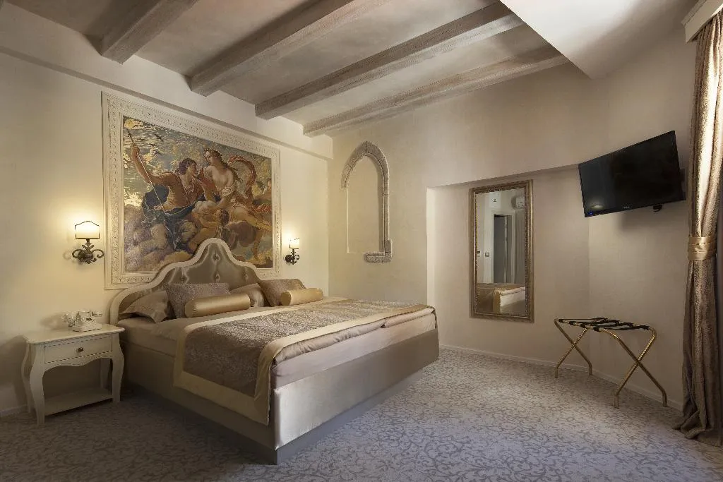 DOUBLE SUPERIOR Room, Heritage Hotel Life Palace, Split