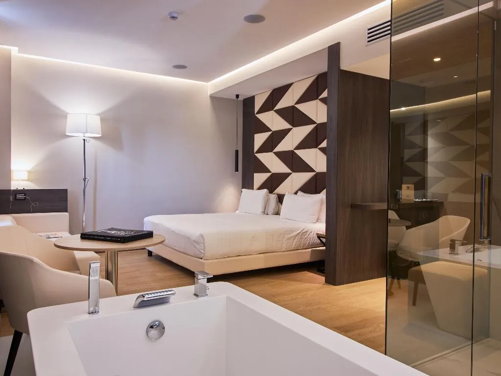 SUITE DELUXE Room, iH Hotels Milano Ambasciatori, Milan