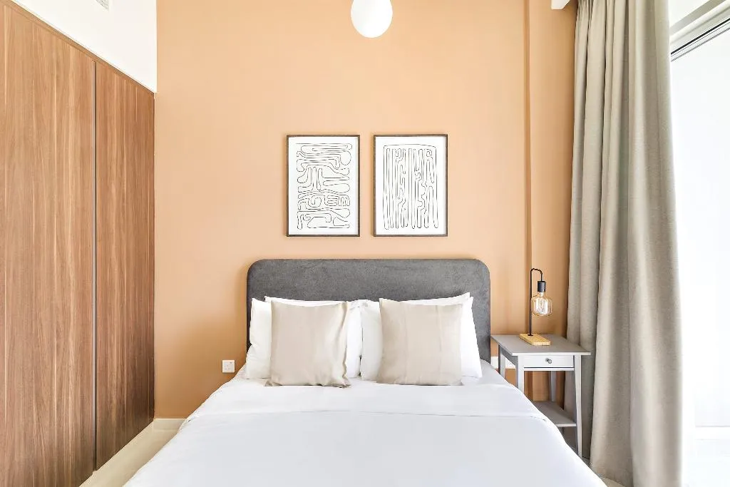 STUDIO CITY VIEW Room, Vera Residences, Dubai