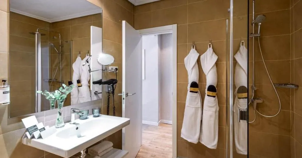 DOUBLE SUPERIOR Room, Zel Madrid, Madrid