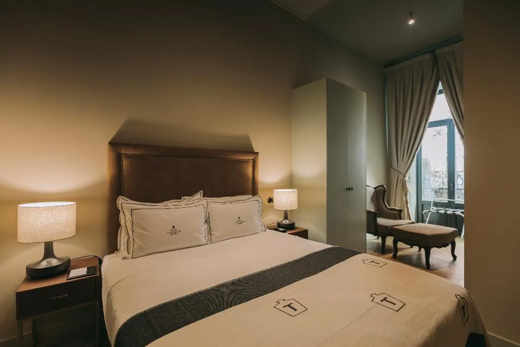 APARTMENT TWO BEDROOMS Room, Torel Palace Porto, Porto