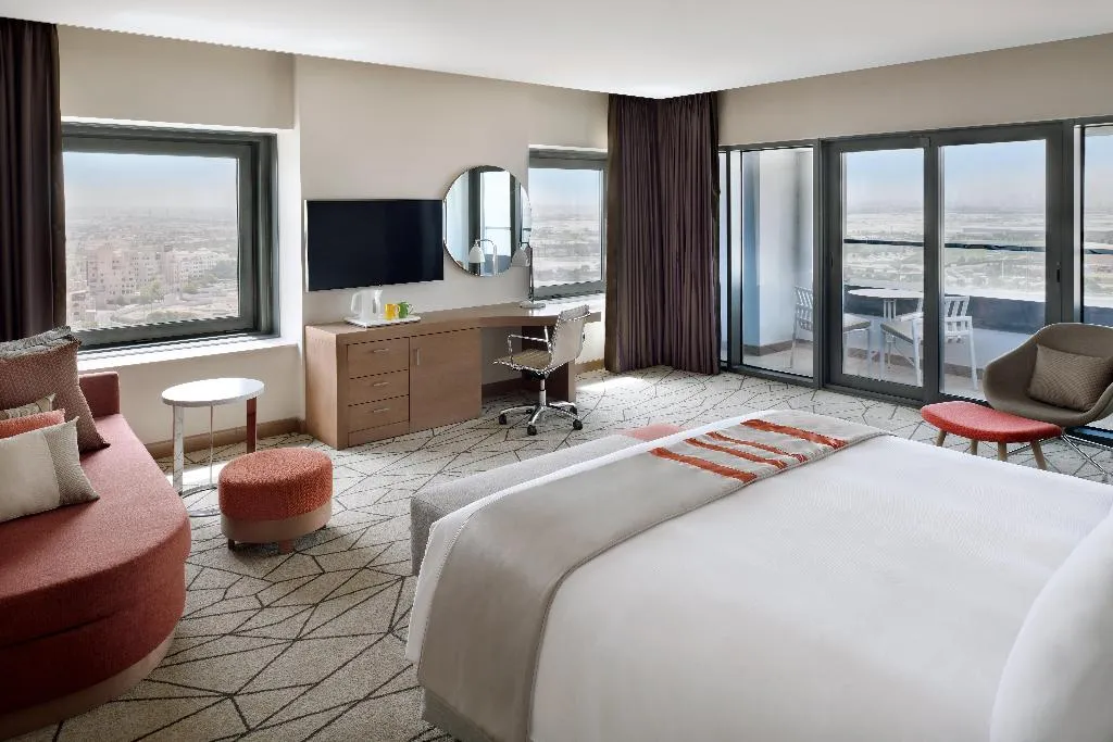DOUBLE WITH KITCHENETTE Room, Holiday Inn & Suites Dubai Festival City, Dubai