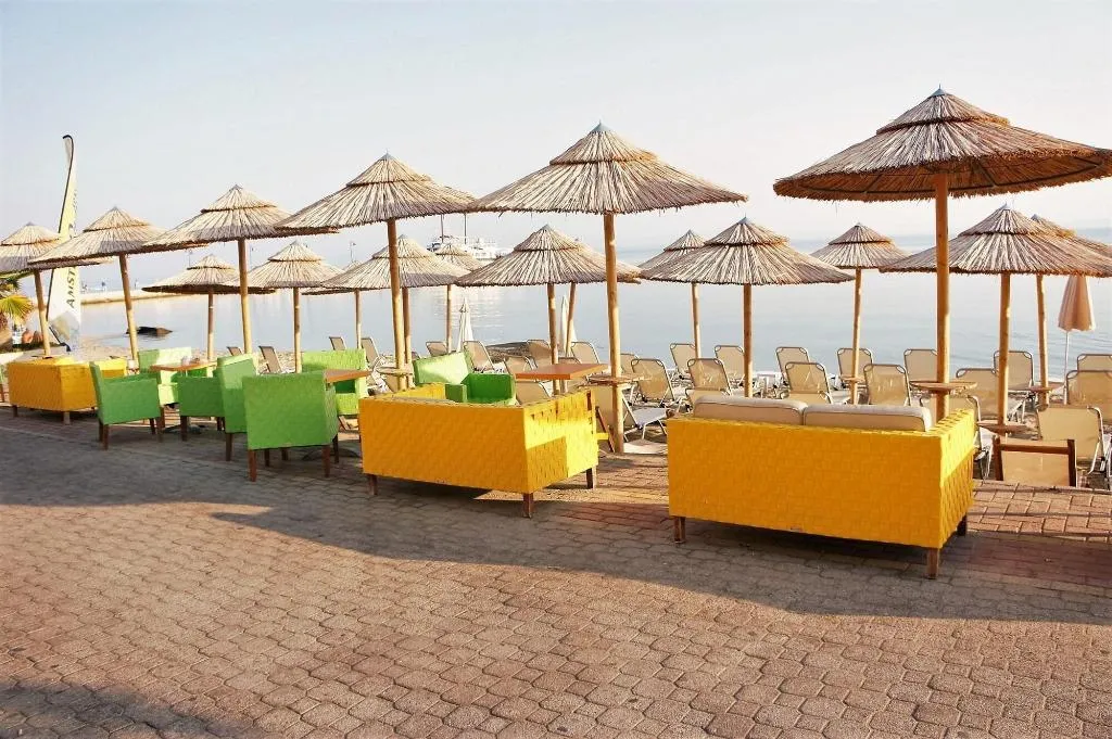 Terrace, Marabou, Halkidiki