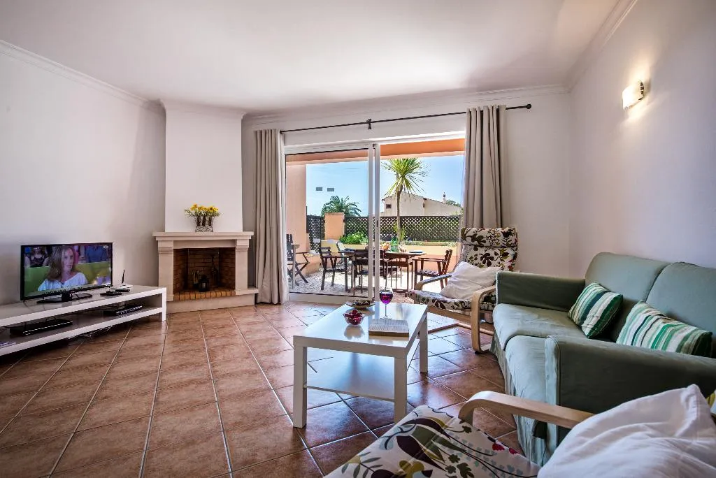 VILLA THREE BEDROOMS Room, Jardim da Meia Praia, Algarve