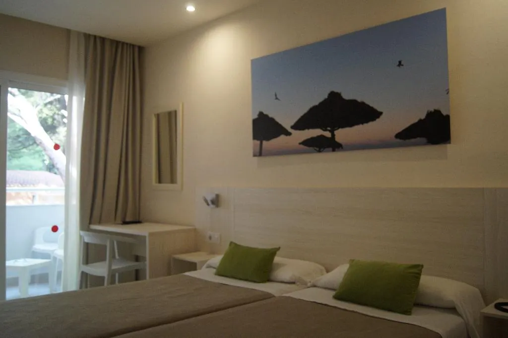 Double or Twin STANDARD Room, Xaloc Playa, Menorca