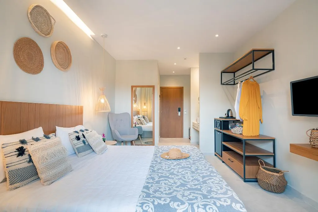 TRIPLE DELUXE Room, Ekati Mare Boutique Resort, Corfu