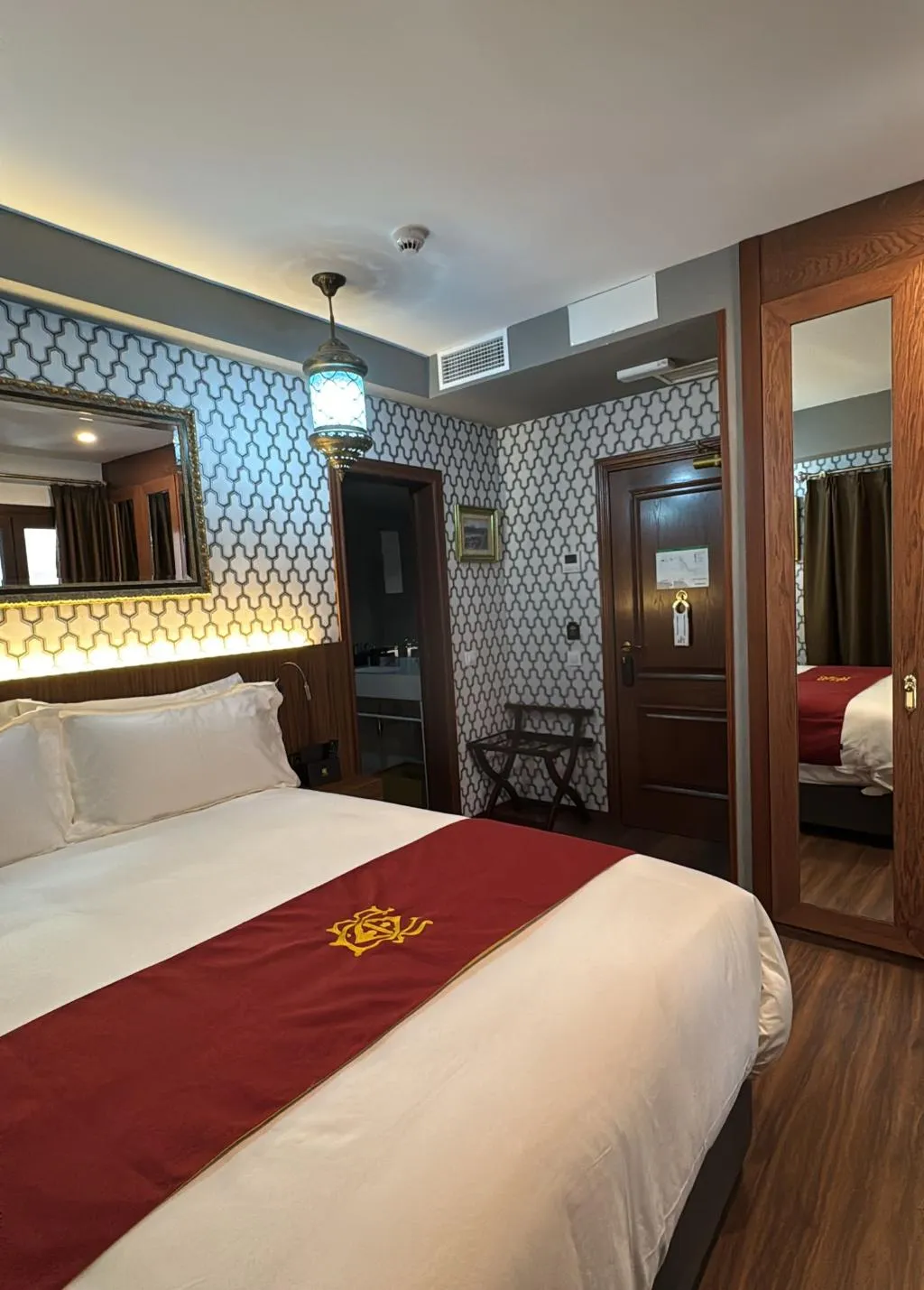 DOUBLE DELUXE Room, Hotel Boutique Casón De Los López, Madrid