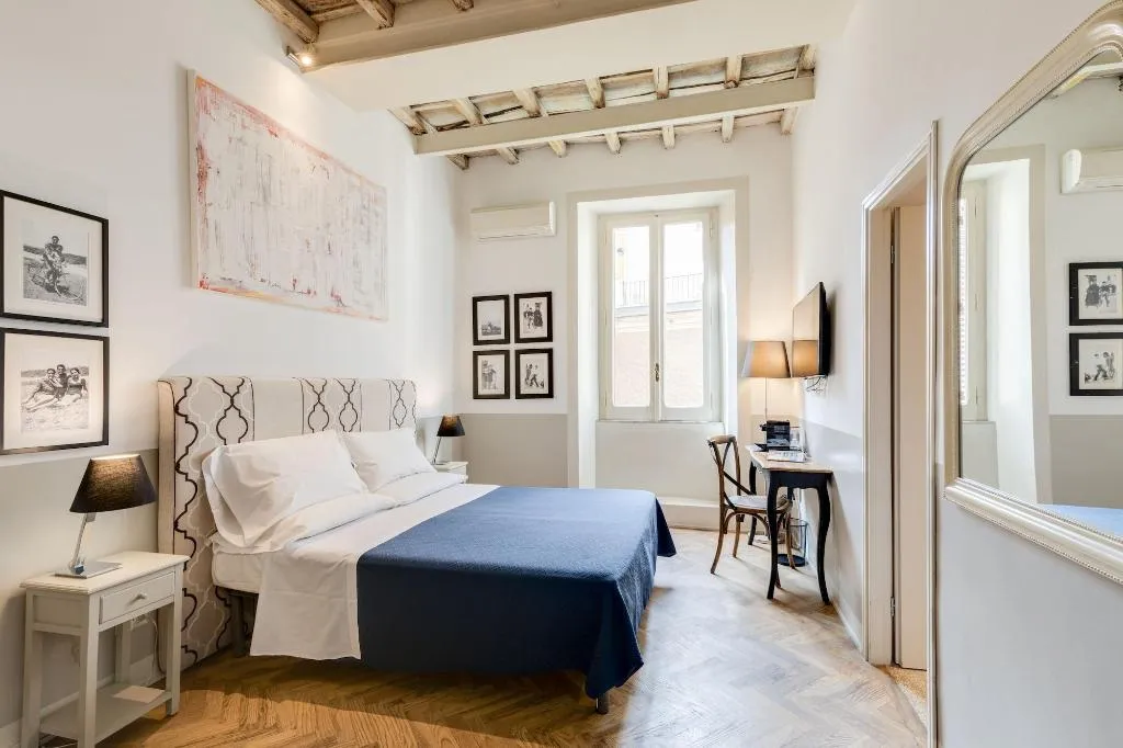 Room, The Blue Hostel, Naples