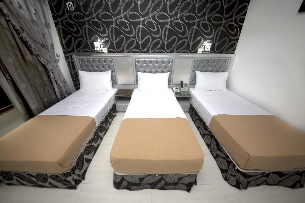 TRIPLE STANDARD Room, White Fort Hotel, Dubai