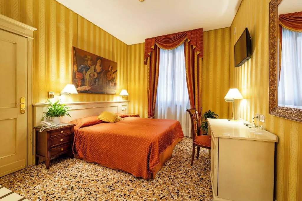 DOUBLE SUPERIOR Room, Bella Venezia, Venice