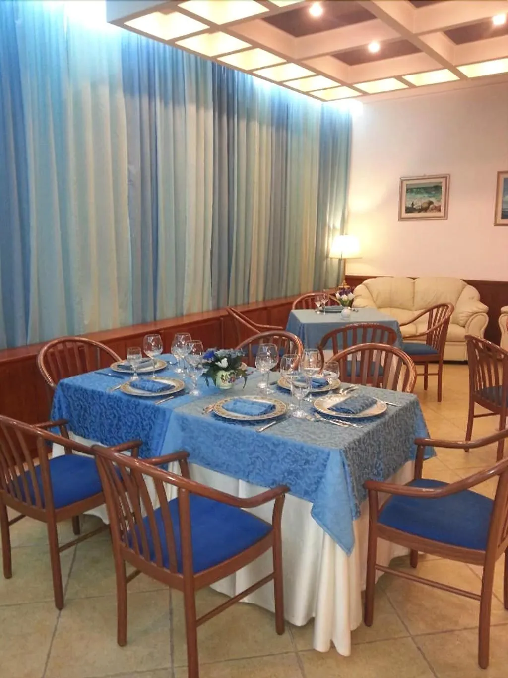 Restaurant, Hotel Maddaloni, Naples