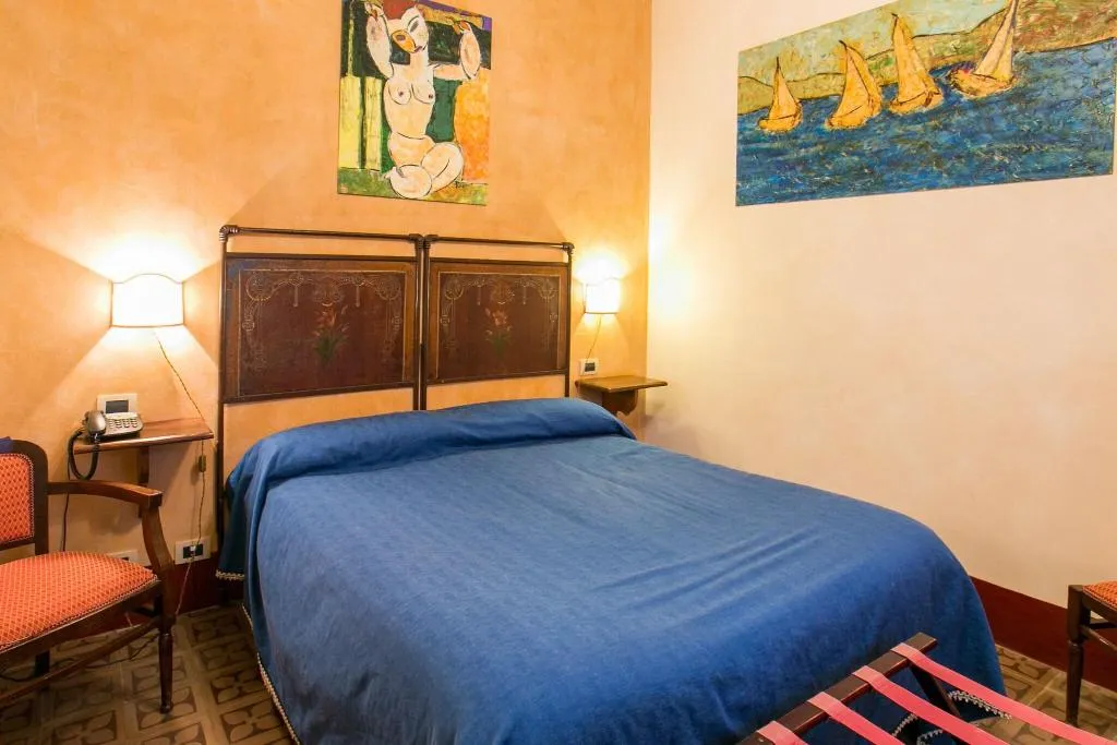 DOUBLE SEA VIEW Room, Charme Henry S House, Catania