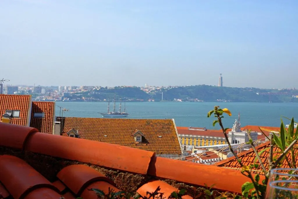 Terrace, Solar Dos Mouros, Lisbon