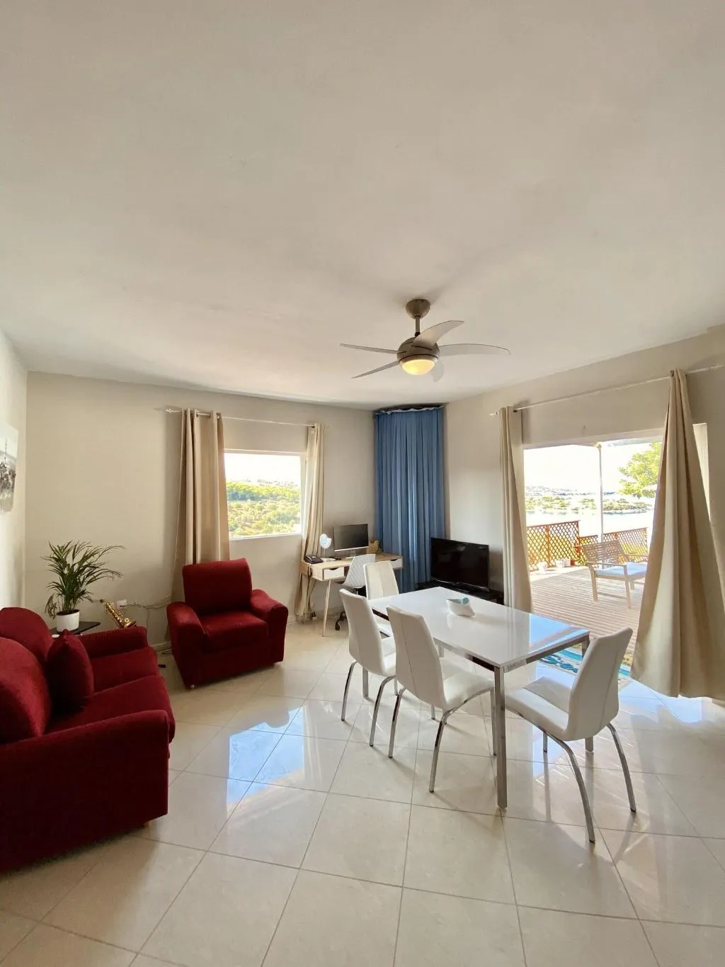 Room, Sunny Place Resort, Athens