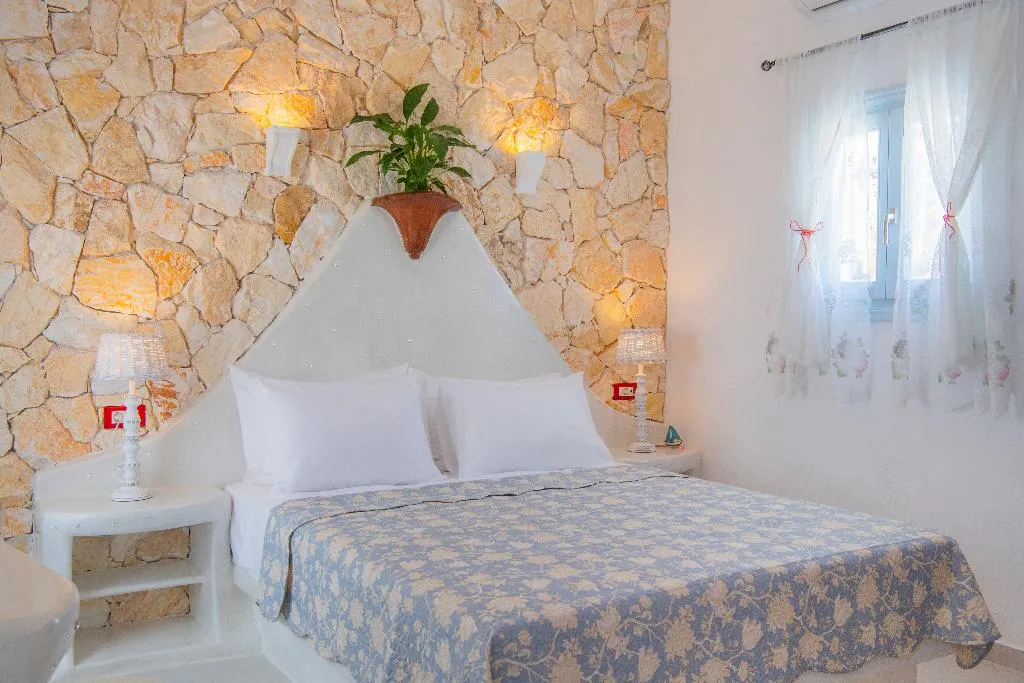 Room, Starlight Luxury Seaside Villa & Suites, Santorini
