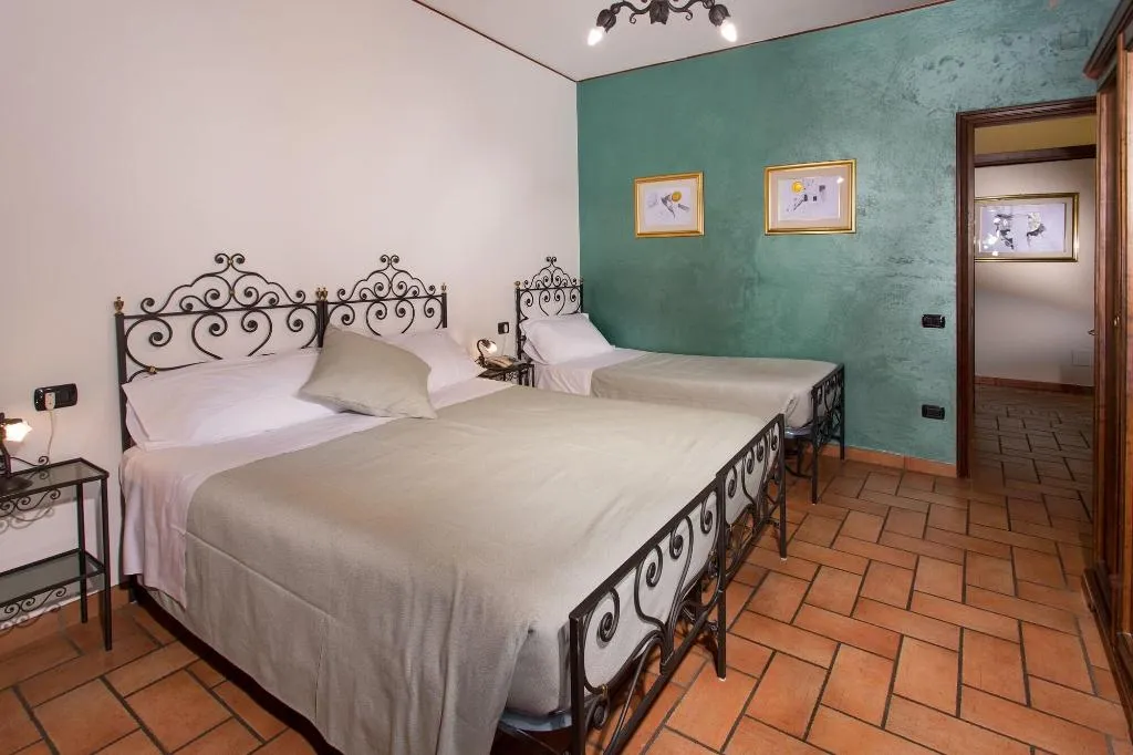 Room, Hotel San Marco, Umbria