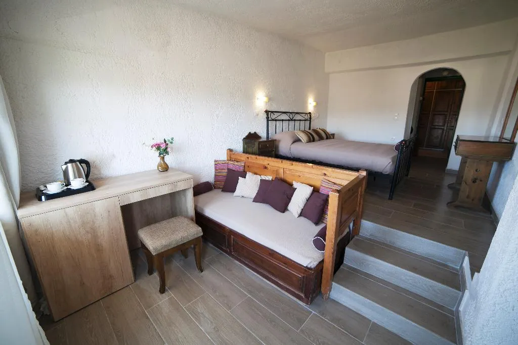 SUITE ONE BEDROOM Room, Elpida Village, Crete