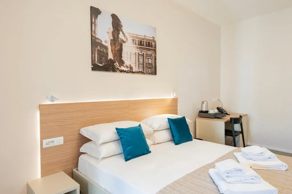 Double or Twin SUPERIOR Room, Imperium Suite Trevi, Rome