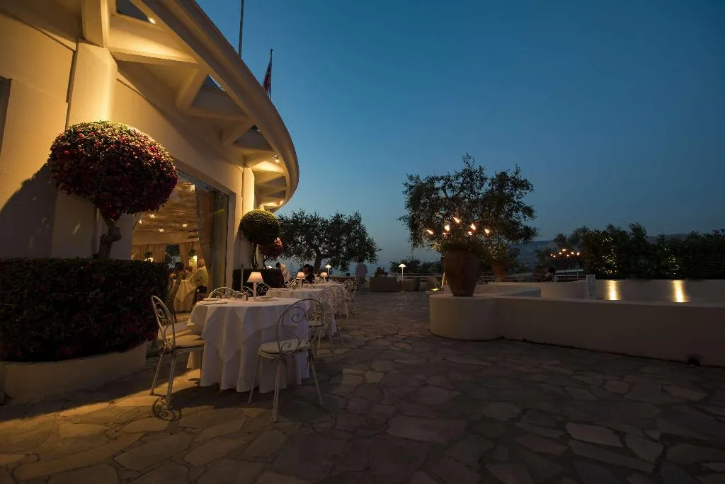 General view, Grand Hotel Aminta, Naples