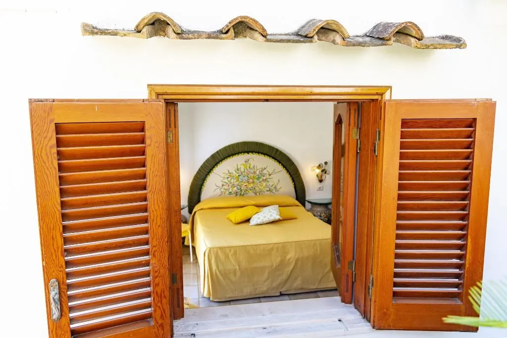 Room, Casa Teresa, Naples