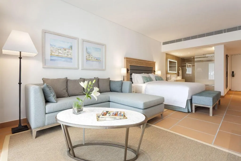 Room, Pine Cliffs Ocean Suites, Algarve