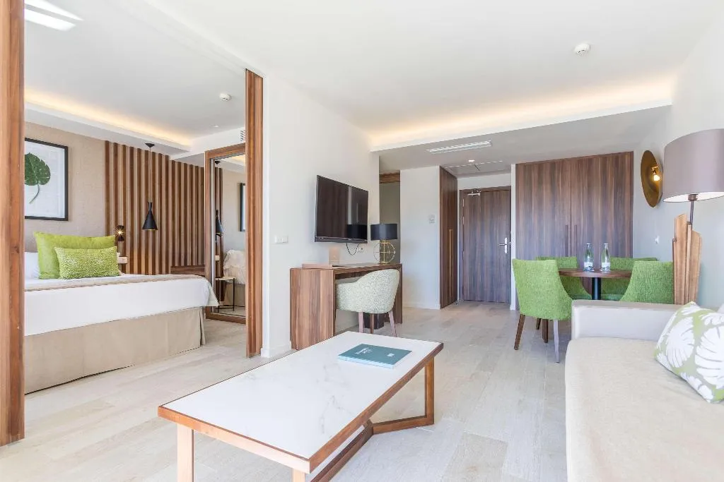 Room, Zafiro Palace Palmanova, Majorca
