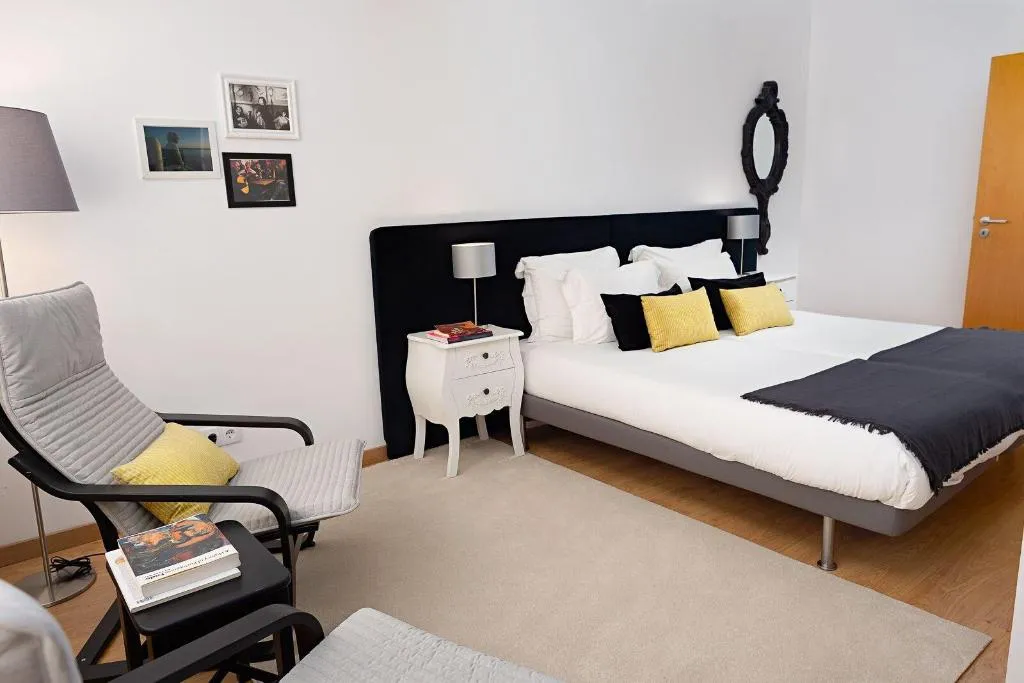 Room, Oporto Stories Apartments - Santa Catarina, 219, Porto