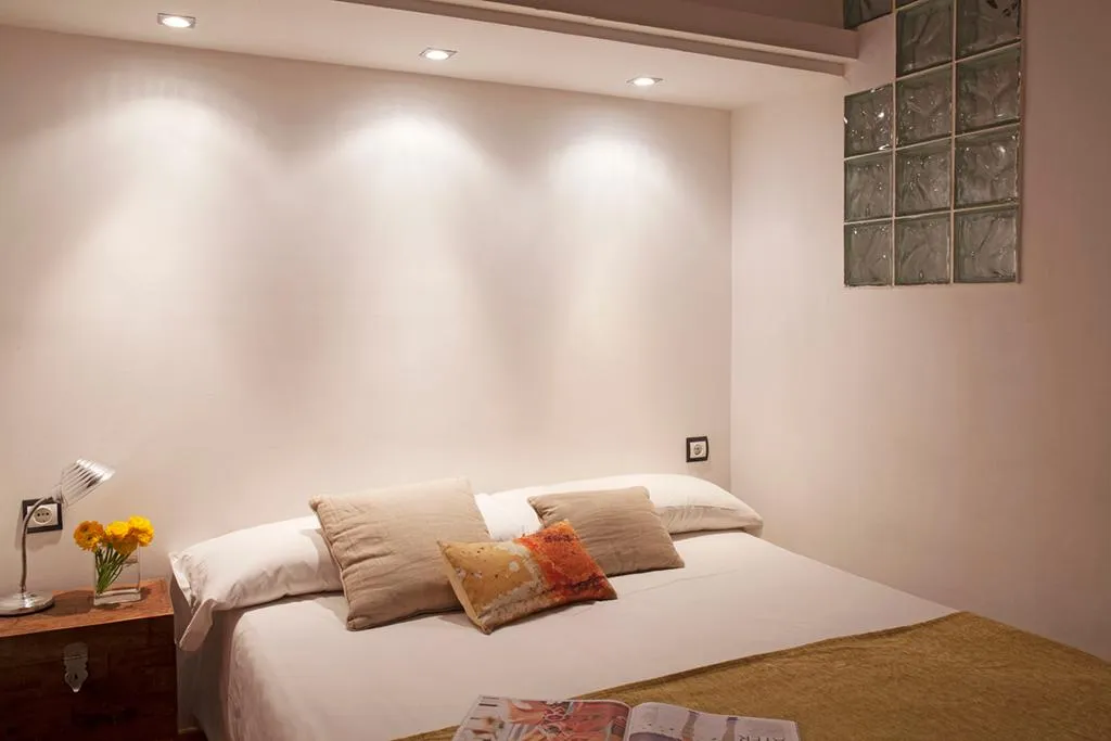 STUDIO CAPACITY 2 Room, AinB Las Ramblas-Guardia Apartments, Barcelona