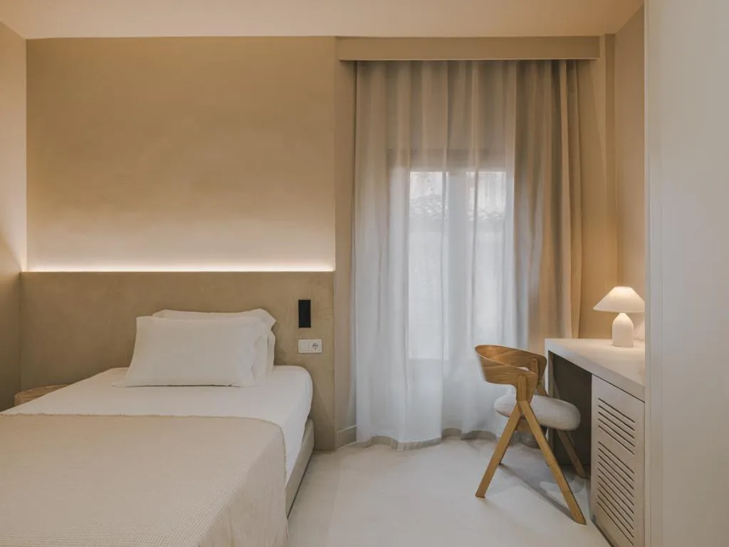 SINGLE SUPERIOR Room, Boutique les Clarisses, Costa Brava