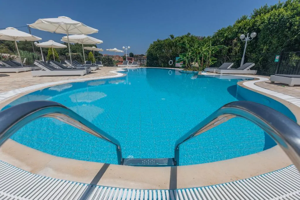 Pool, Pelagos Apartments, Kefallinia