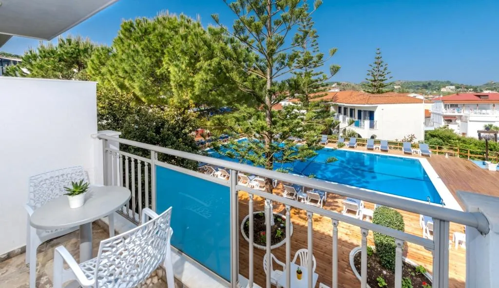 Terrace, Contessa, Zante