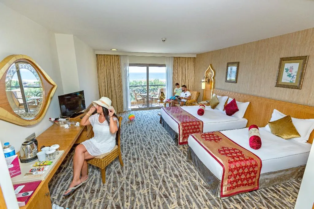 FAMILY ROOM SEA VIEW Room, Royal Dragon Hotel, Antalya