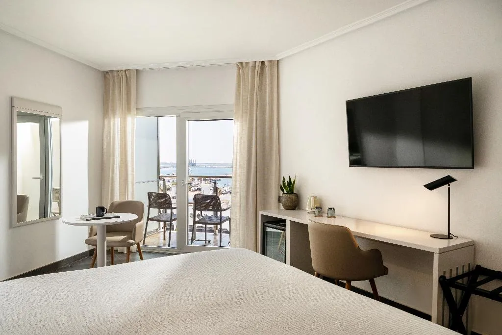 Double or Twin WITH VIEWS Room, Innside Alicante Porta Maris, Costa Blanca