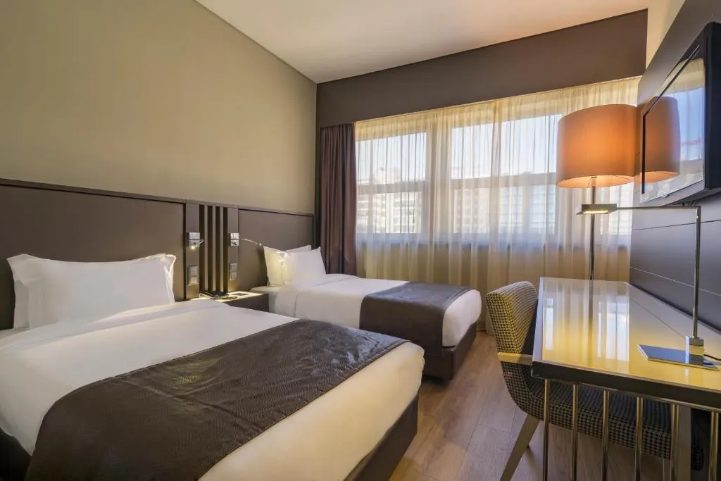 TWIN PREMIUM Room, HF Fenix Lisboa, Lisbon