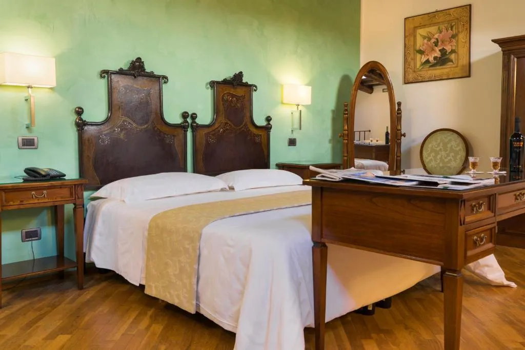 QUADRUPLE DELUXE Room, Hotel Carmine, Palermo