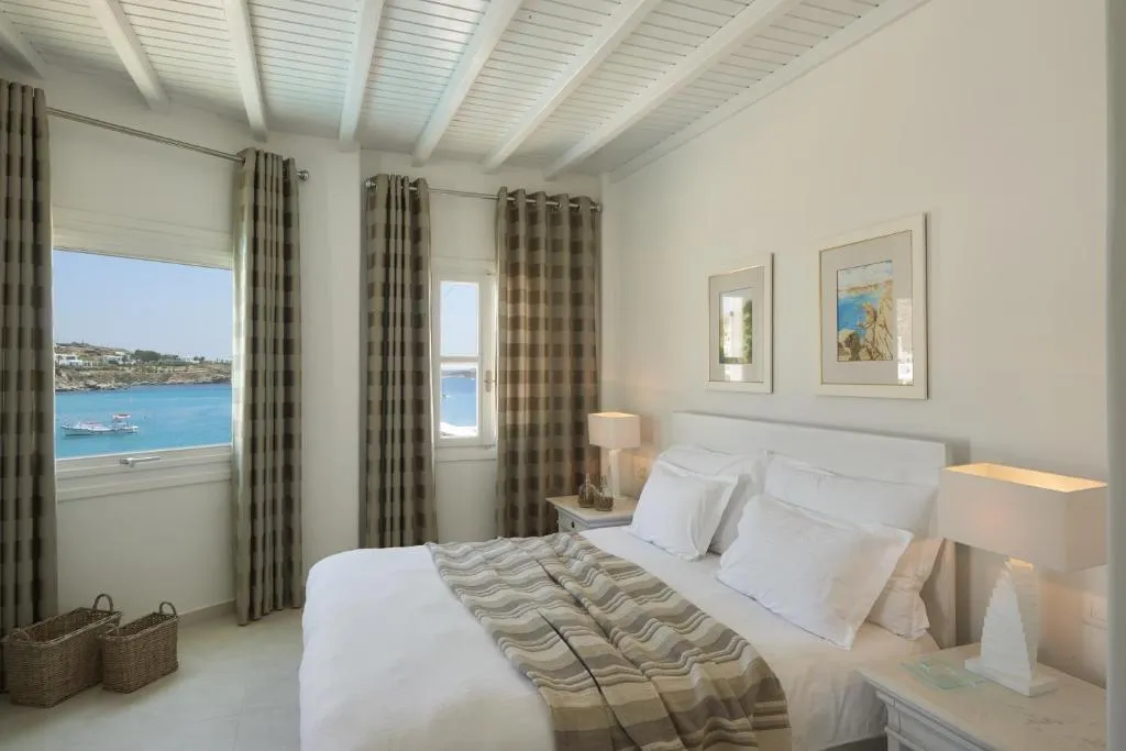 JUNIOR SUITE STANDARD Room, Petinos Beach, Mykonos