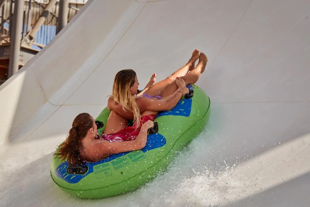 Sports and Entertainment, Coral Sea Water World, Red Sea Riviera