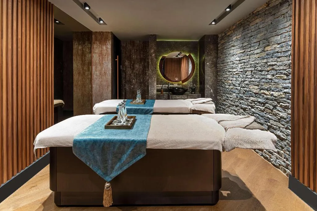 Sports and Entertainment, Lujo Art &Joy, Bodrum