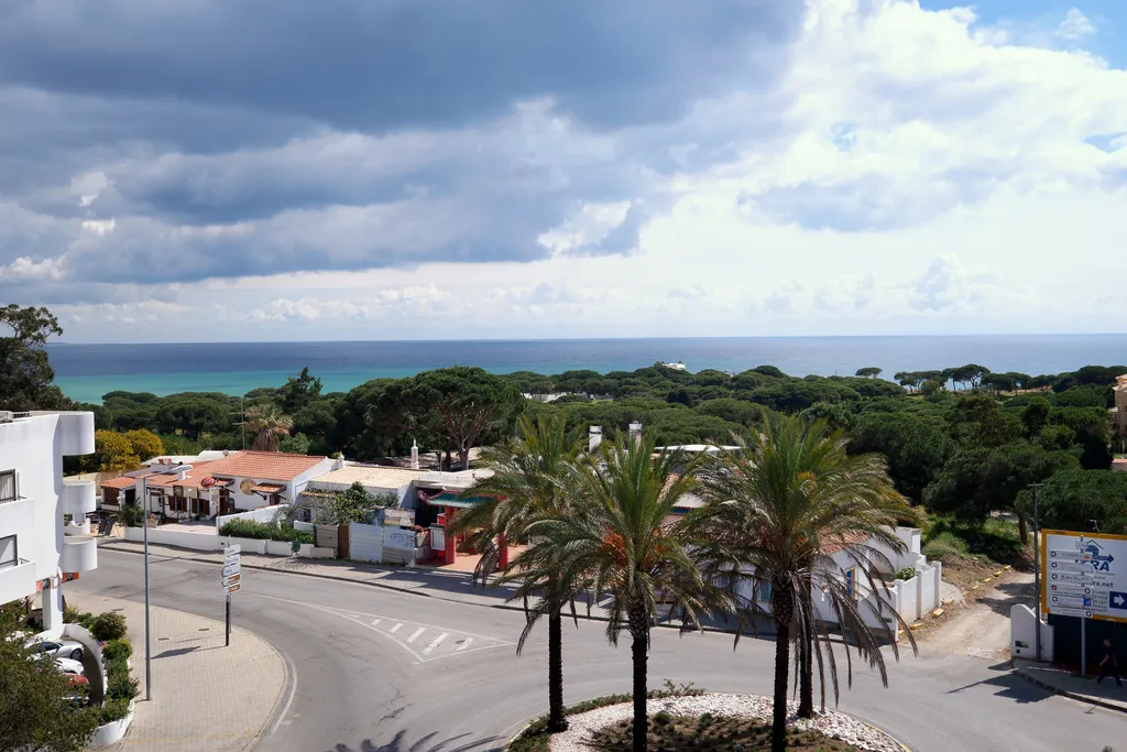 Beach, Muthu Oura Praia Hotel, Algarve