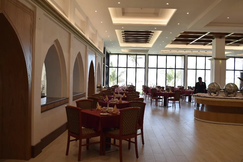 Restaurant, Lou'lou'a Beach Resort Sharjah, Dubai