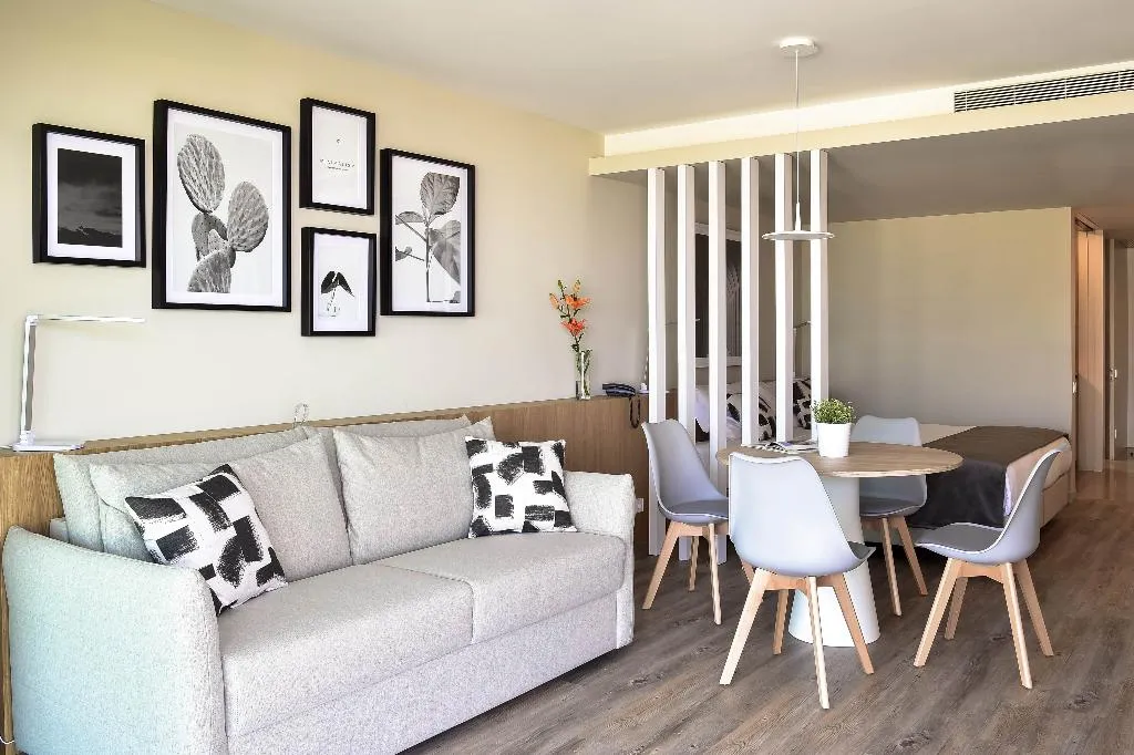 STUDIO STANDARD Room, The Anchor Troia Sea, Lisbon